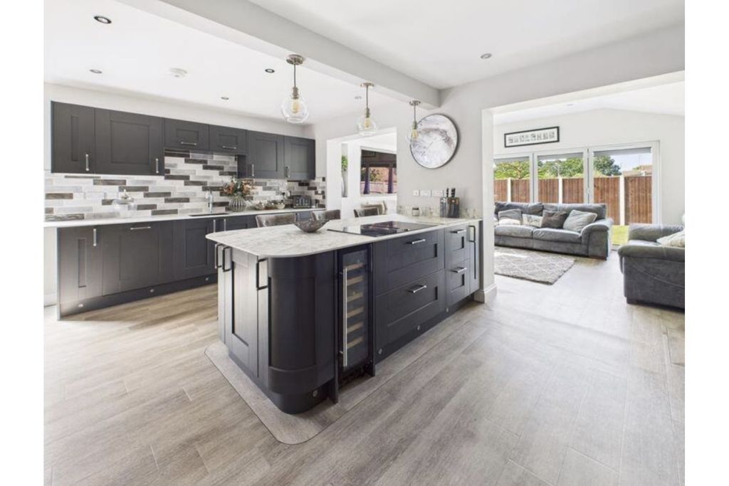 Additional image 2 of 4 bed detached house for saleSt. Leonards Avenue, Woodhall Spa LN10