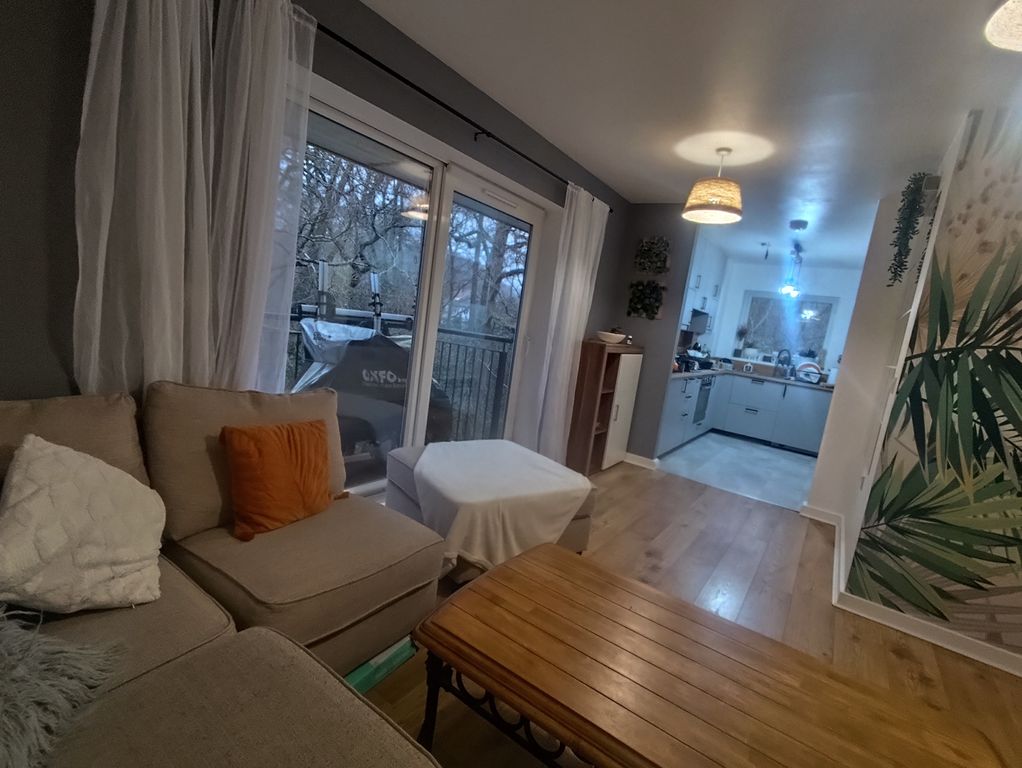 Additional image 3 of 2 bed flat for saleSeacole Gardens, Southampton SO16