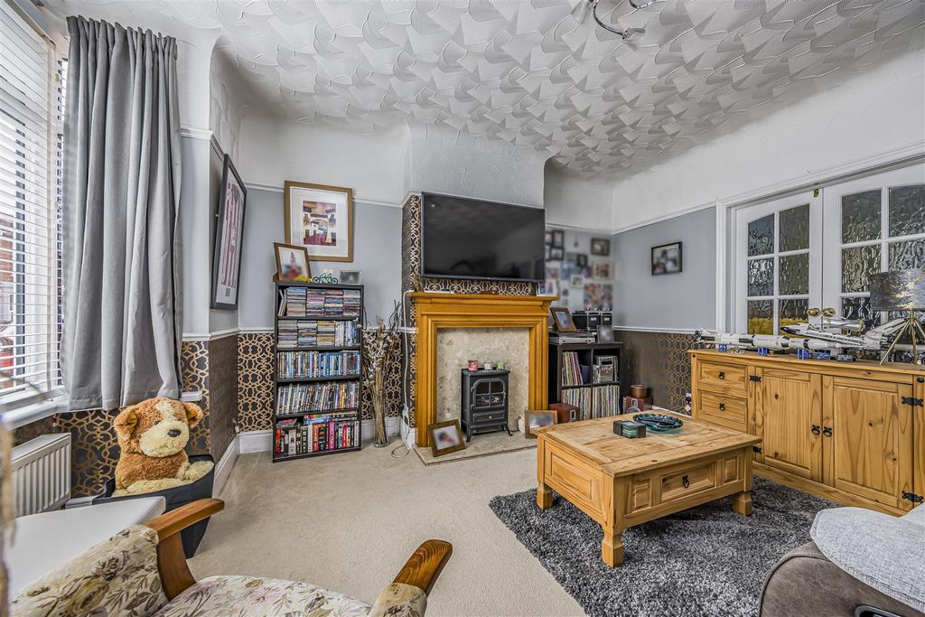 Additional image 6 of 3 bed semi-detached house for saleChesterfield Road, Baffins, Portsmouth PO3