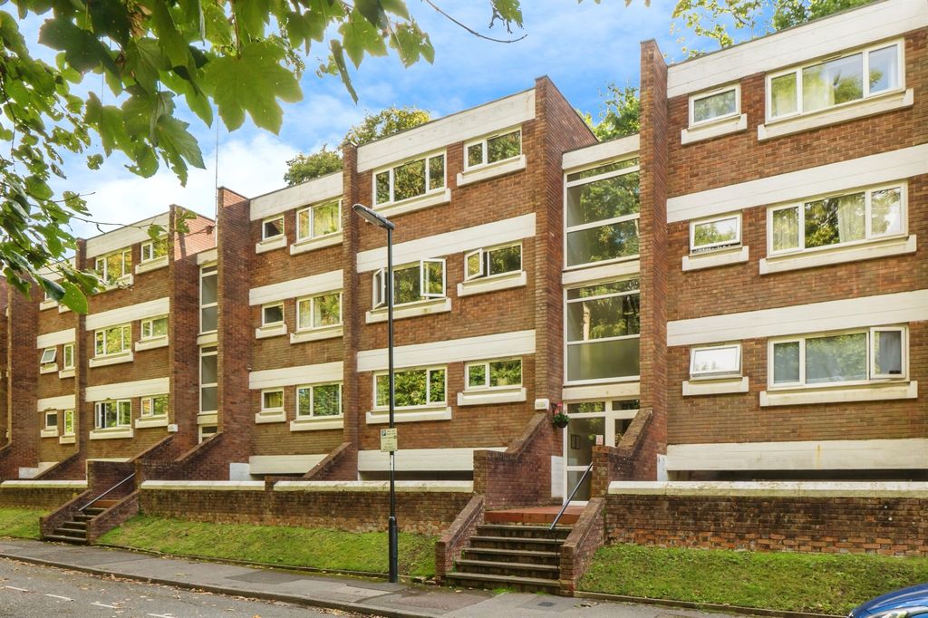 Additional image 12 of 2 bed flat for saleSilverdale Road, Southampton SO15