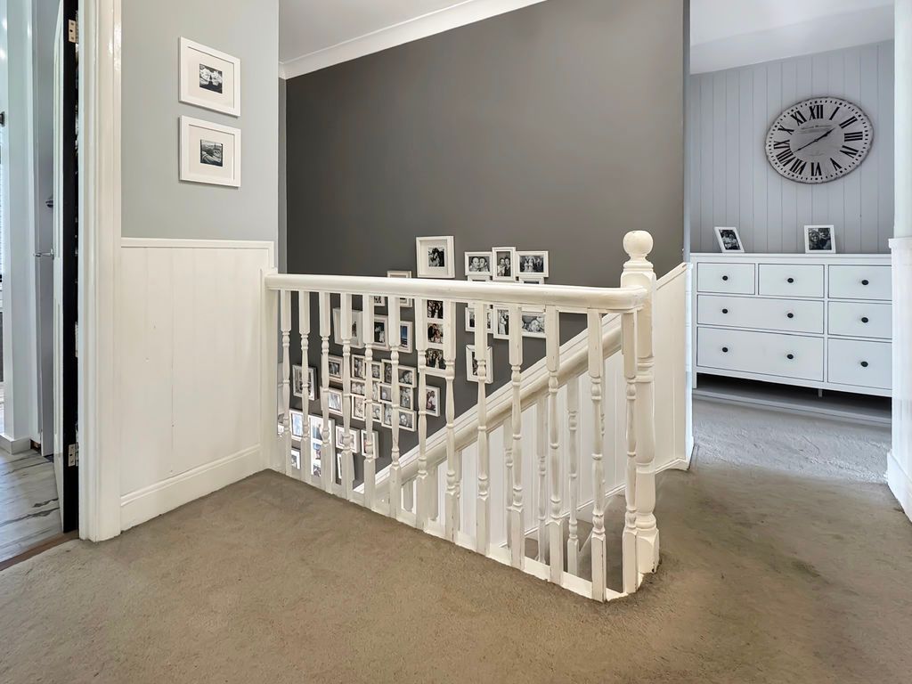 Additional image 16 of 4 bed detached house for saleClatterford Road, Newport PO30