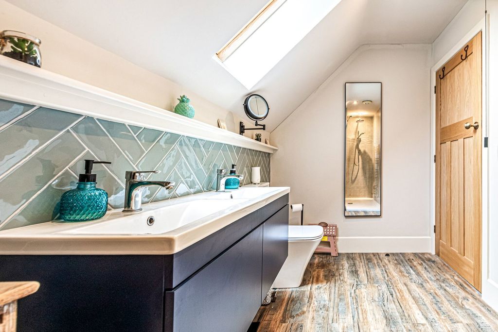 Additional image 15 of 4 bed detached house for saleAvenue Road, Queniborough, Leicester LE7