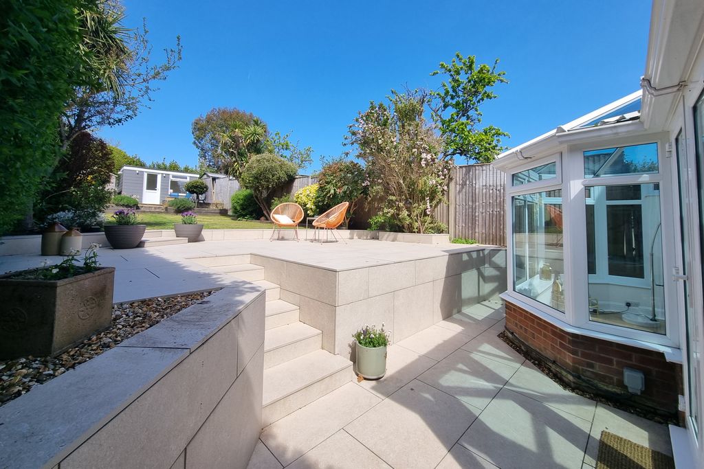 Additional image 25 of 4 bed semi-detached house for saleDrayton, Hampshire PO6