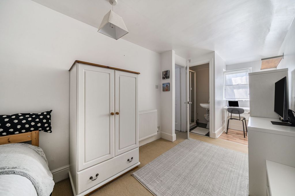 Additional image 13 of 4 bed terraced house for saleBernard Street, Southampton SO14