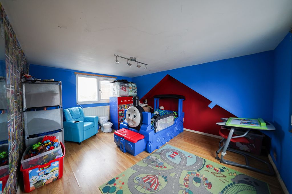 Additional image 19 of 3 bed semi-detached house for saleChestnut Road, Glenfield, Leicestershire LE3