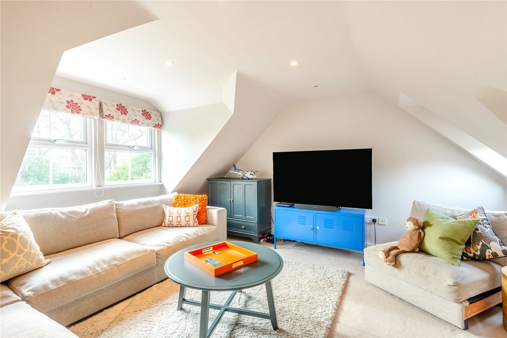 Additional image 29 of 6 bed detached house for saleWoking, Surrey GU22
