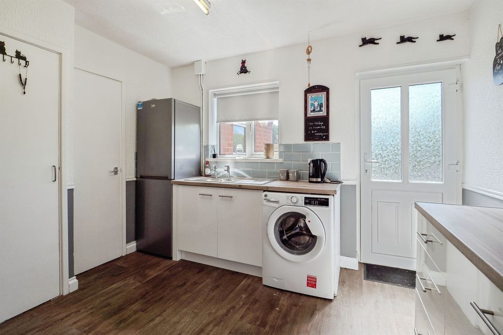Additional image 6 of 3 bed semi-detached house for saleGracedieu Road, Loughborough LE11
