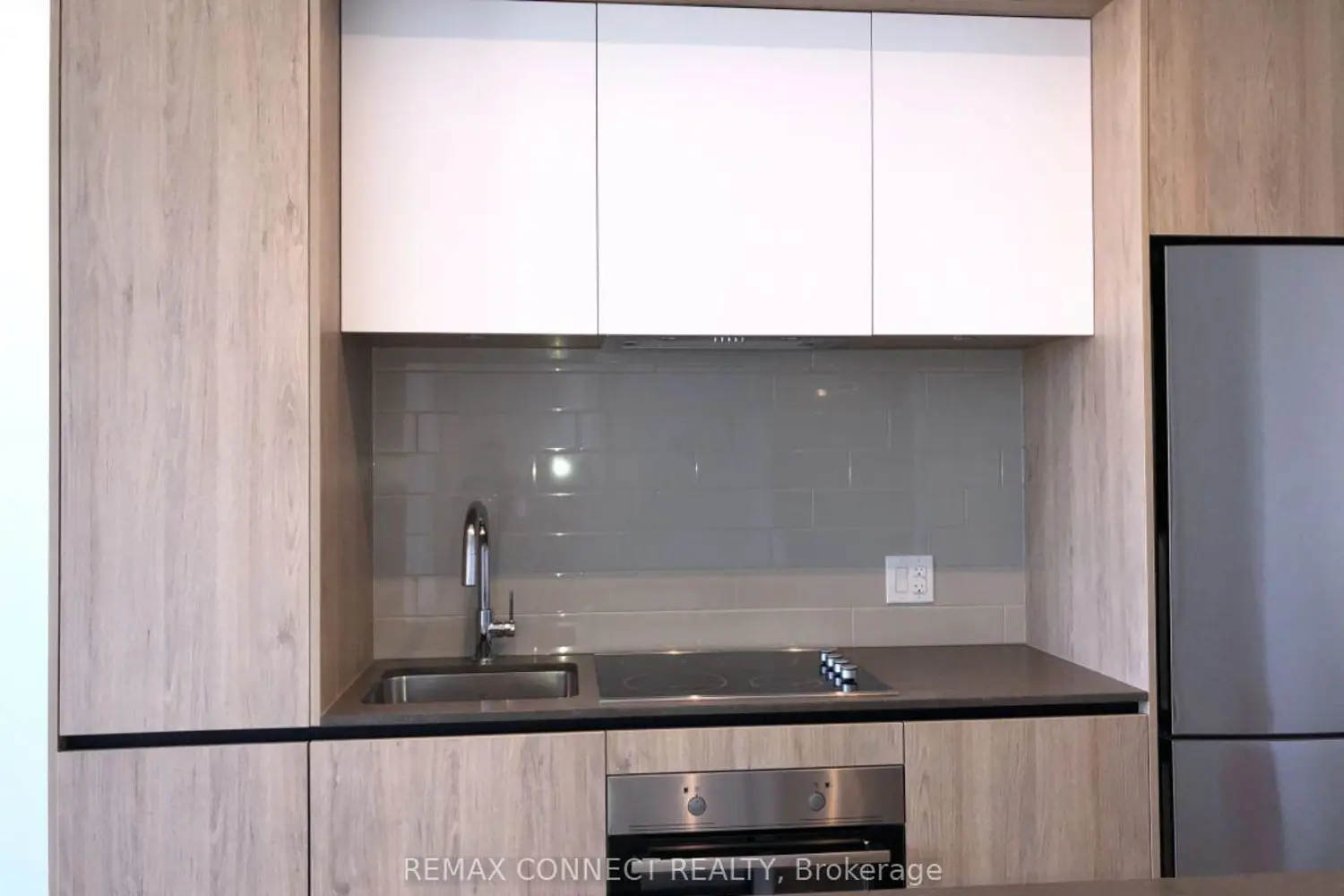 Additional image 4 of 225 Sumach Street 2301