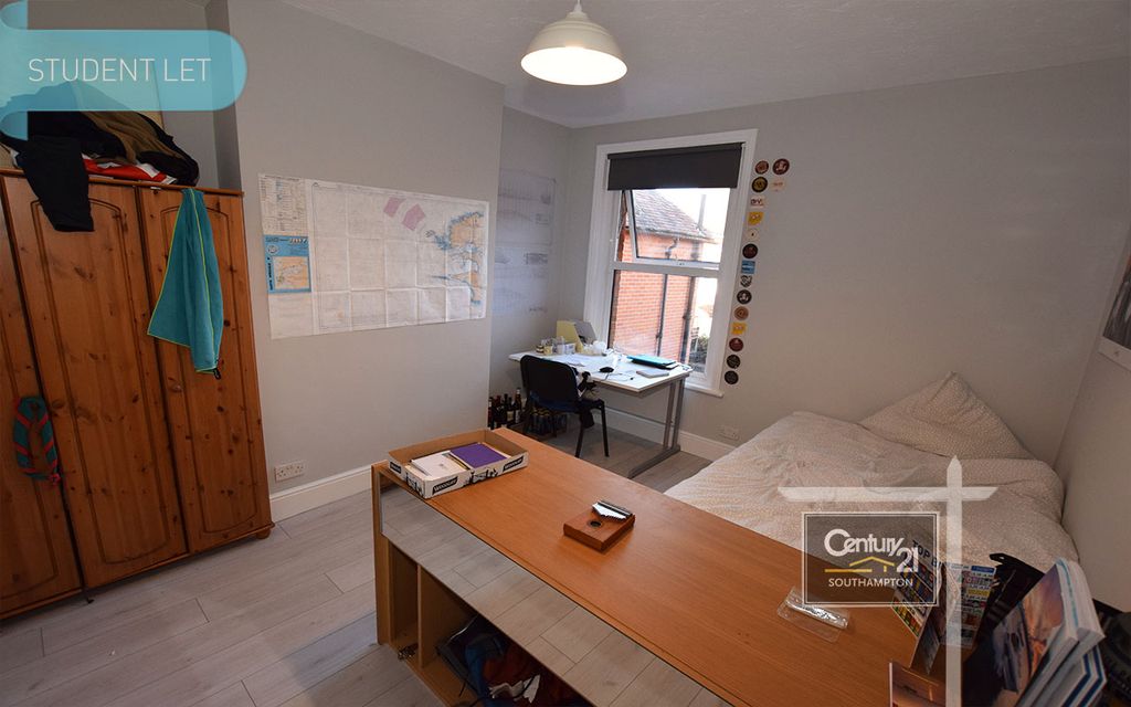 Additional image 8 of 5 bed semi-detached house for sale|Ref: R173020|, Kenilworth Road, Southampton SO15
