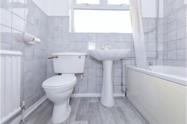 Additional image 13 of 3 bed semi-detached house for saleRosemead Drive, Oadby, Leicester LE2