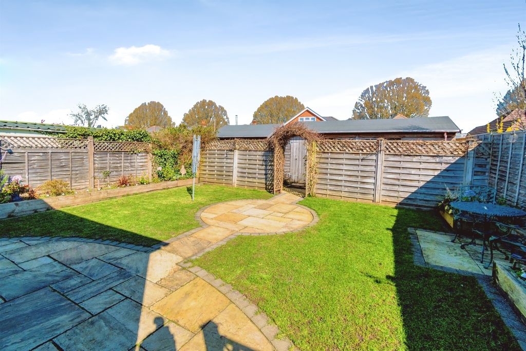 Additional image 17 of 2 bed detached bungalow for saleWestover Road, Southampton SO16