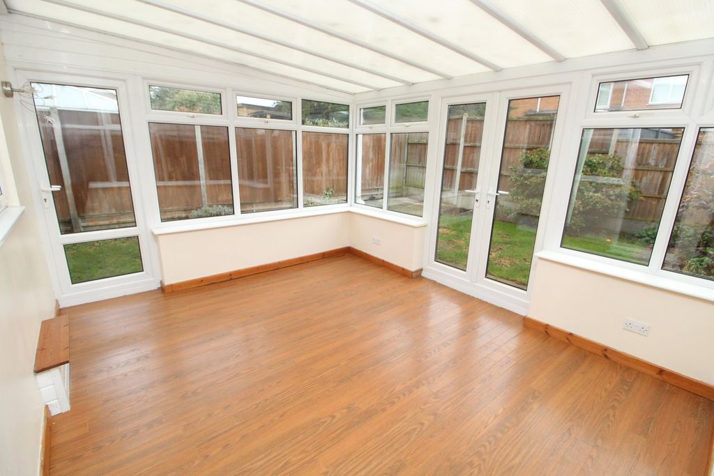Additional image 3 of 3 bed semi-detached house for salePawley Close, Whetstone, Leicester LE8