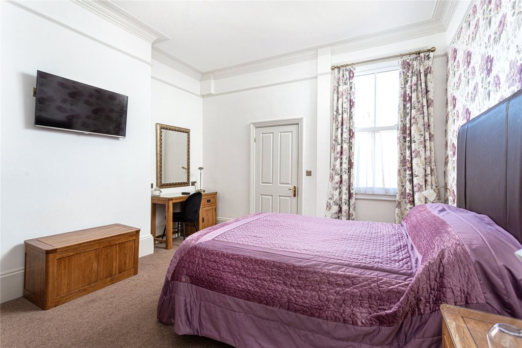 Additional image 7 of 6 bed terraced house for saleGrosvenor Terrace, York, North Yorkshire YO30