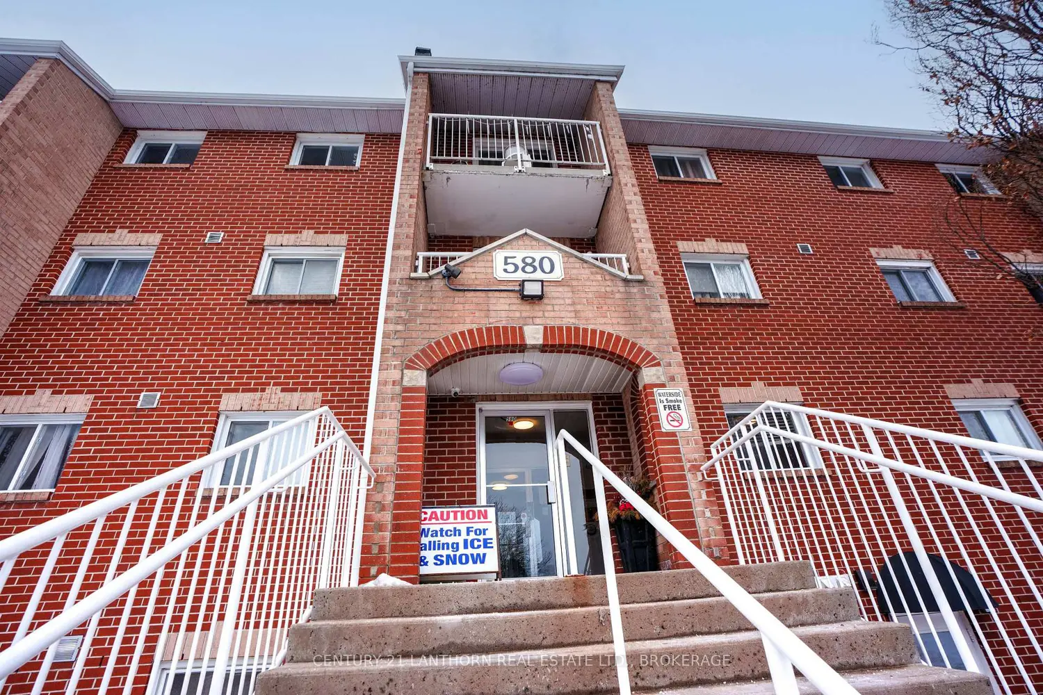 580 Armstrong Road 309 photo 4