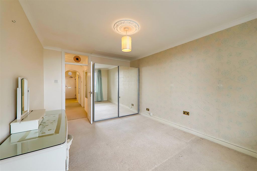 Additional image 8 of 3 bed flat for saleSeabright, Worthing BN11