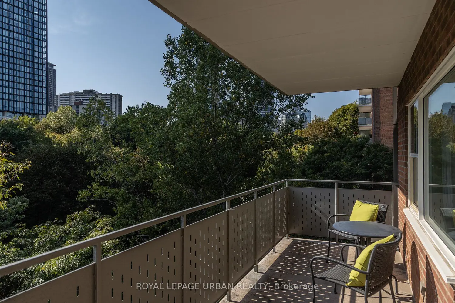 Additional image 13 of 21 Dale Avenue 544