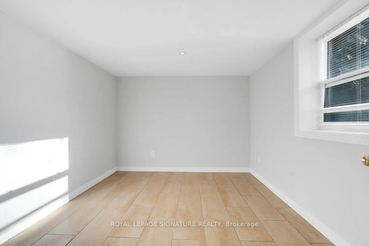 Additional image 12 of 23 Burnview Crescent