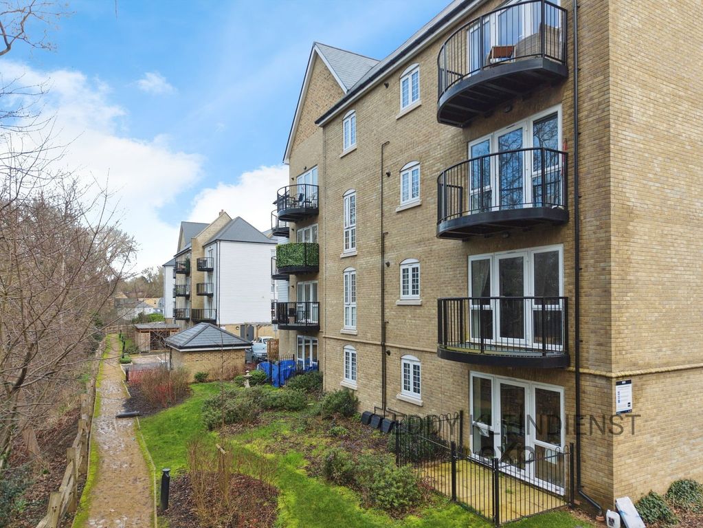 Additional image 9 of 1 bed flat for saleGunpowder Road, Worcester Park KT4