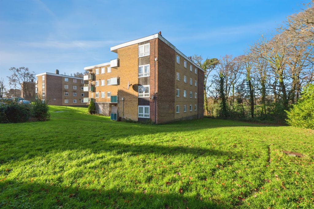 Additional image 13 of 2 bed flat for saleLinford Crescent, Southampton SO16
