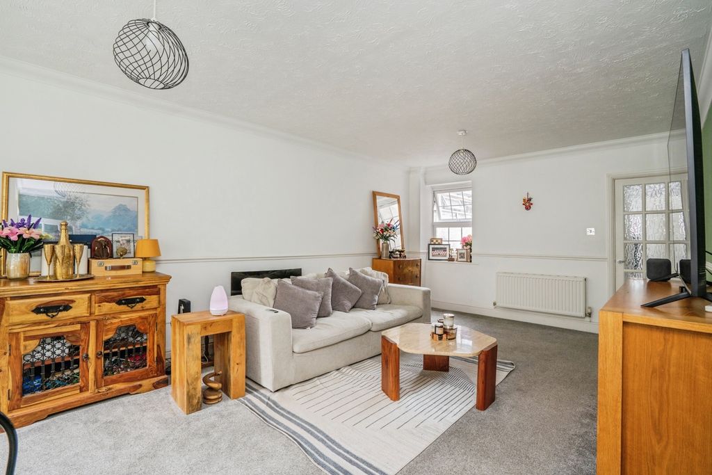Additional image 4 of 3 bed terraced house for saleRanelagh Road, Portsmouth, Hampshire PO2
