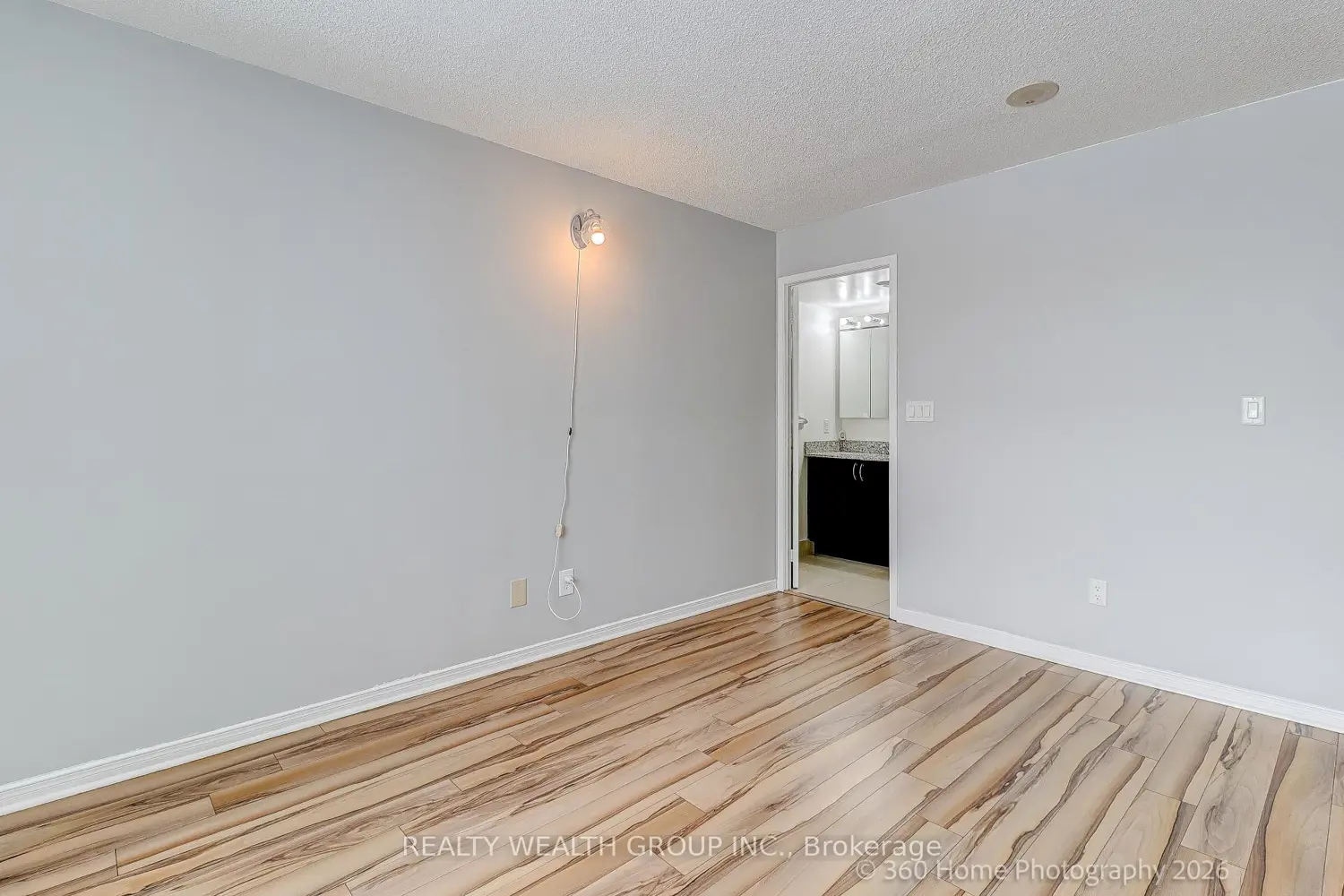 Additional image 11 of 4900 Glen Erin Drive 111