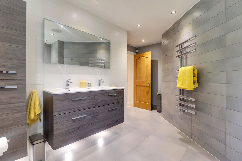 Additional image 20 of 4 bed link detached house for saleHeathpark Drive, Windlesham GU20
