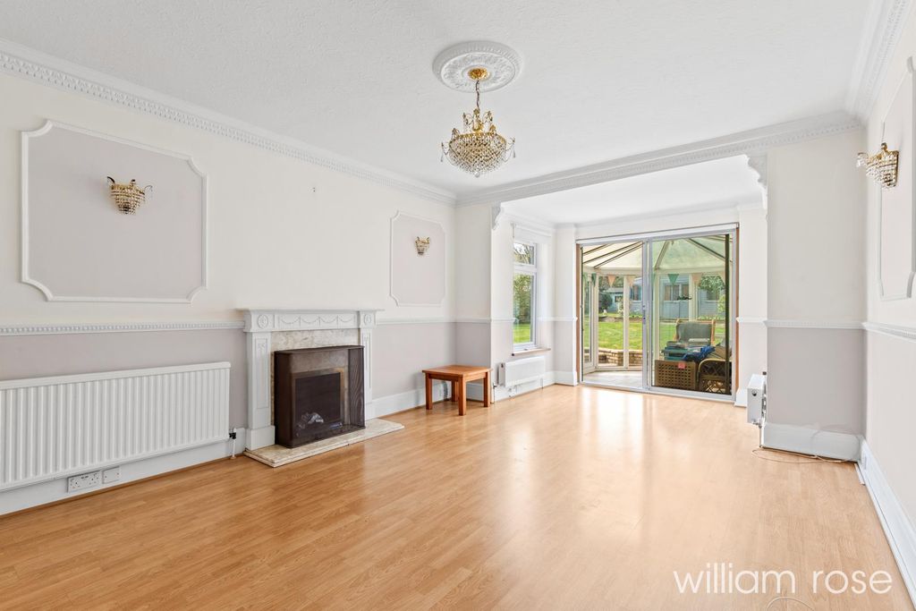 Additional image 2 of 7 bed semi-detached house for saleKings Avenue, Woodford Green IG8