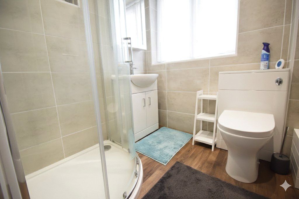 Additional image 10 of 1 bed detached house for saleTesimond Drive, Yateley, Hampshire GU46