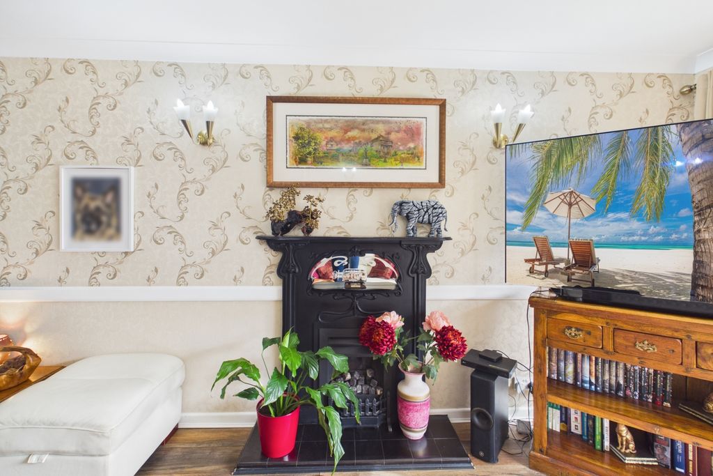 Additional image 7 of 4 bed detached house for sale14 Grove Park Burbage, Burbage, Hinckley LE10
