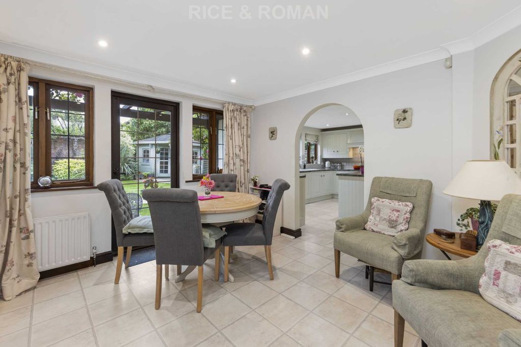 Additional image 6 of 5 bed detached house for saleSnows Ride, Windlesham GU20