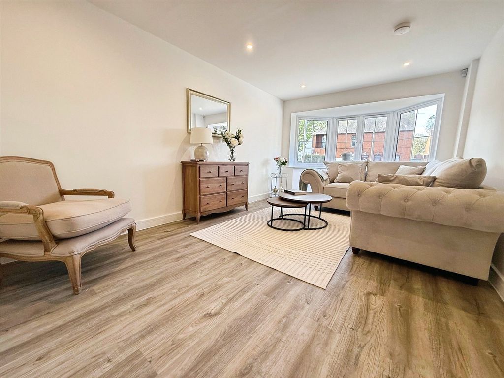 Additional image 6 of 4 bed detached house for saleThistle Close, Barlestone CV13