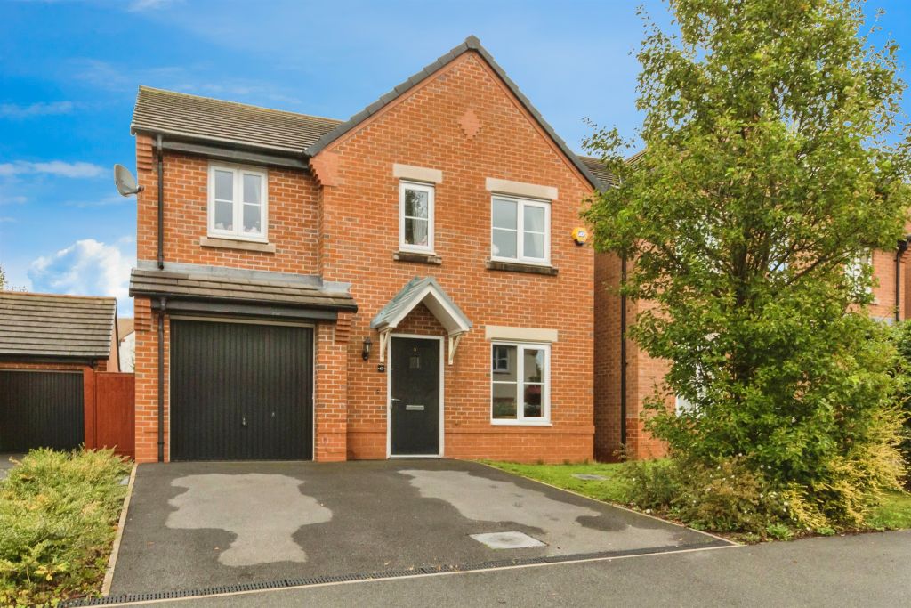 4 bed detached house for saleJames Clarke Road, Winsford CW7