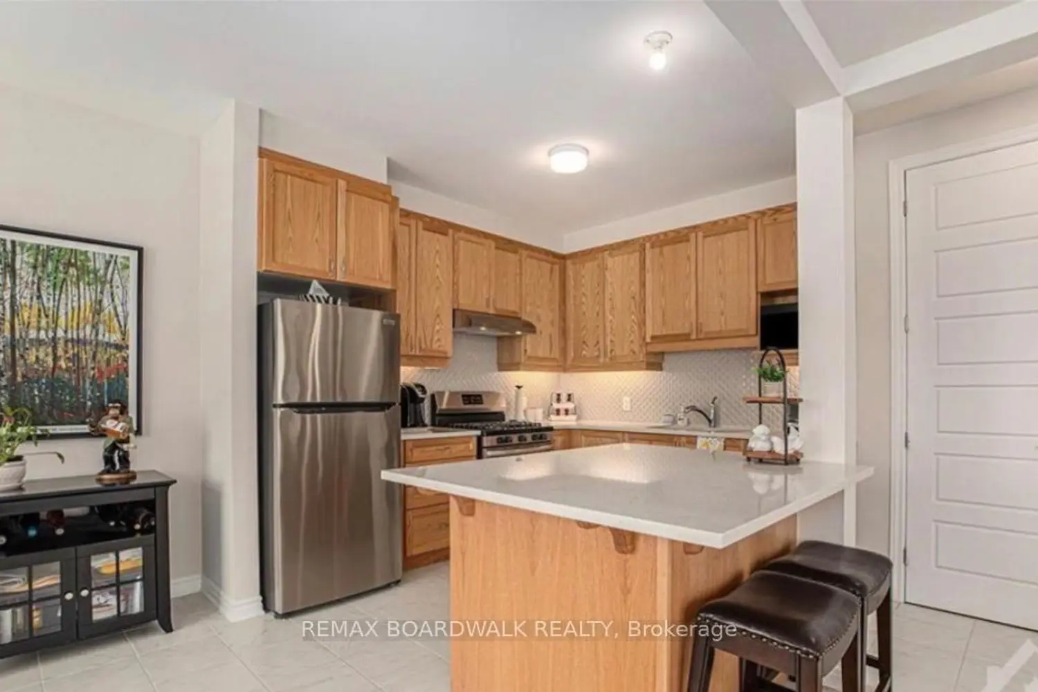 Additional image 7 of 741 Derreen Avenue