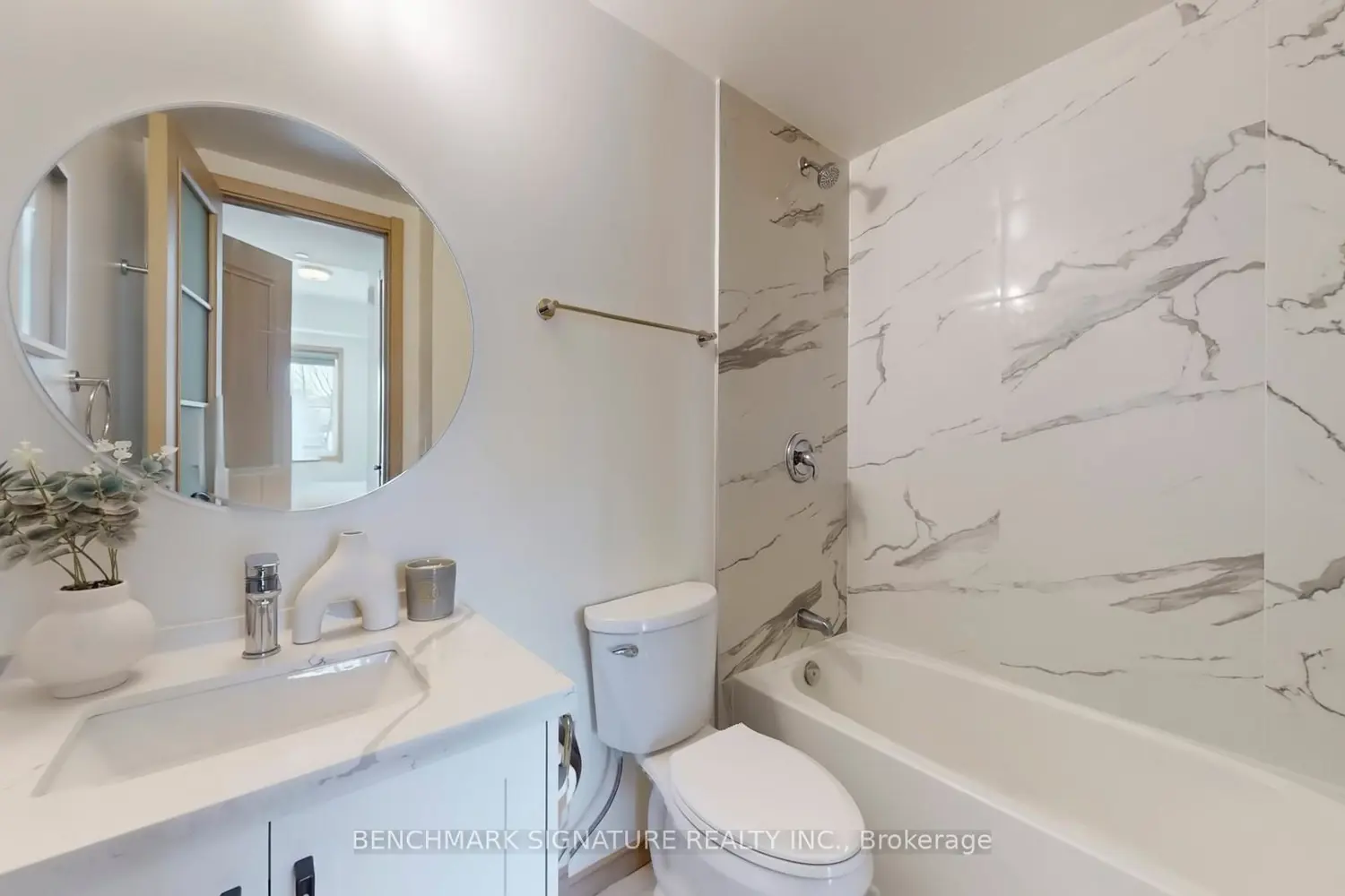 Additional image 9 of 3453 Victoria Park Avenue A207