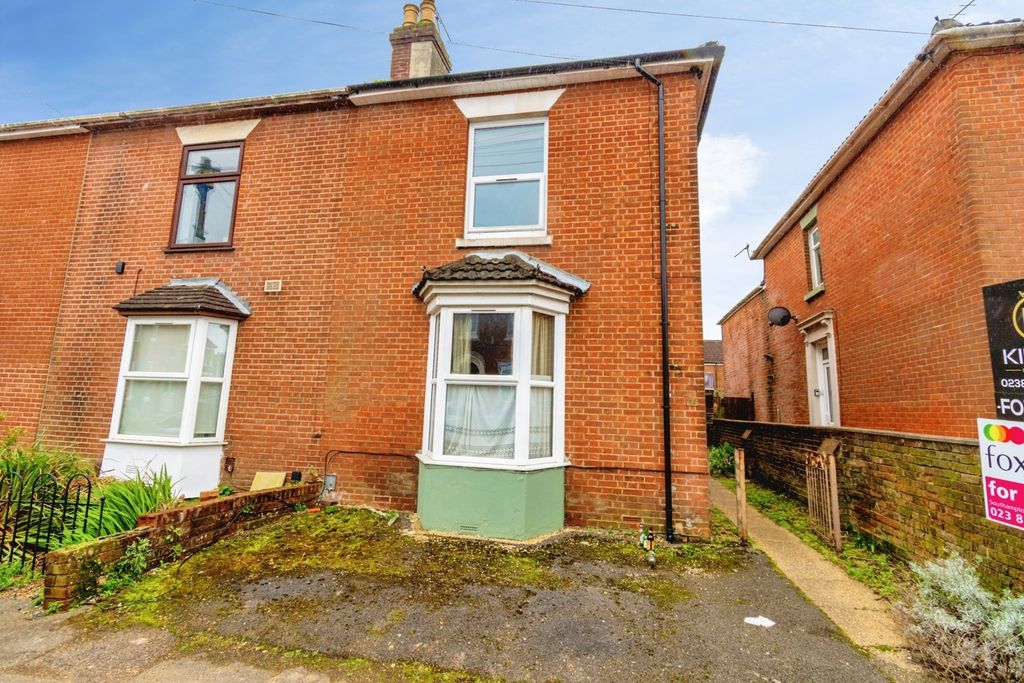 4 bed terraced house for saleAvenue Road, Southampton, Hampshire SO14
