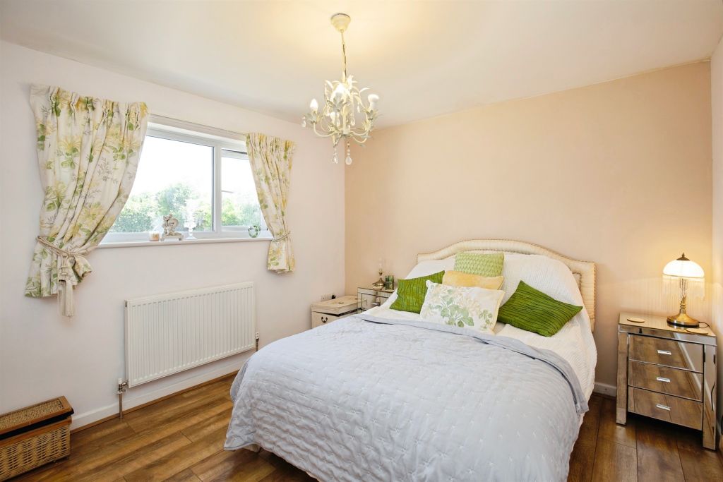 Additional image 9 of 3 bed detached bungalow for saleCrawley Road, Witney OX28