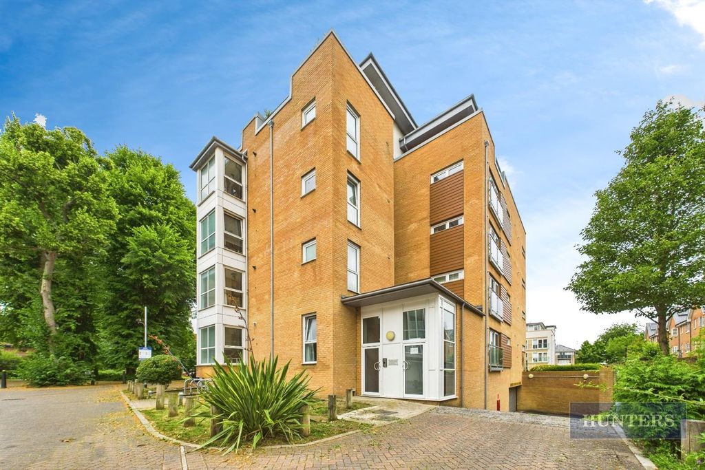 Additional image 13 of 2 bed flat for saleAlexander Place, The Avenue, Southampton SO17