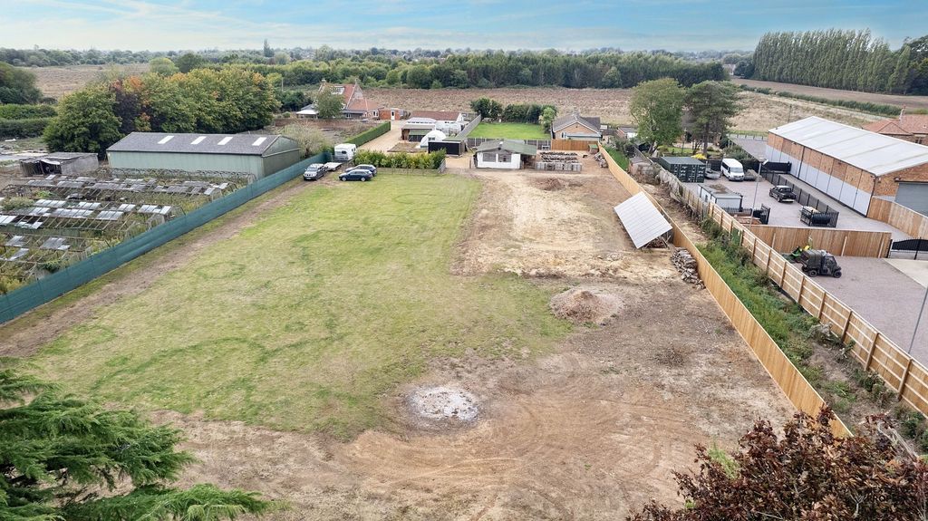 Additional image 40 of 8 bed detached house for saleBroadend Road, Wisbech PE14