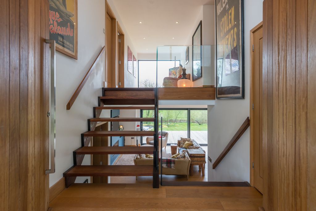 Additional image 9 of 5 bed detached house for saleWoodlands, Fox's Cross Hill, Whitstable CT5