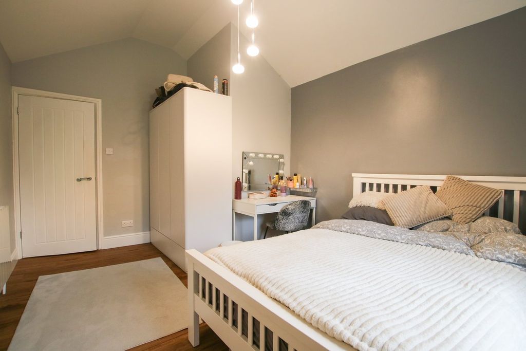 Additional image 18 of 5 bed detached house for saleMilton Road, Wokingham RG40