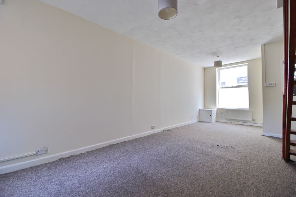 Additional image 6 of 3 bed terraced house for saleExmouth Road, Southsea PO5