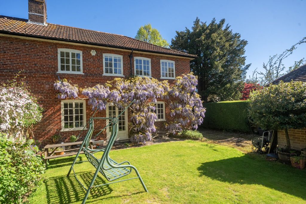 Additional image 13 of 4 bed semi-detached house for saleUplands Way, Highfield, Southampton, Hampshire SO17