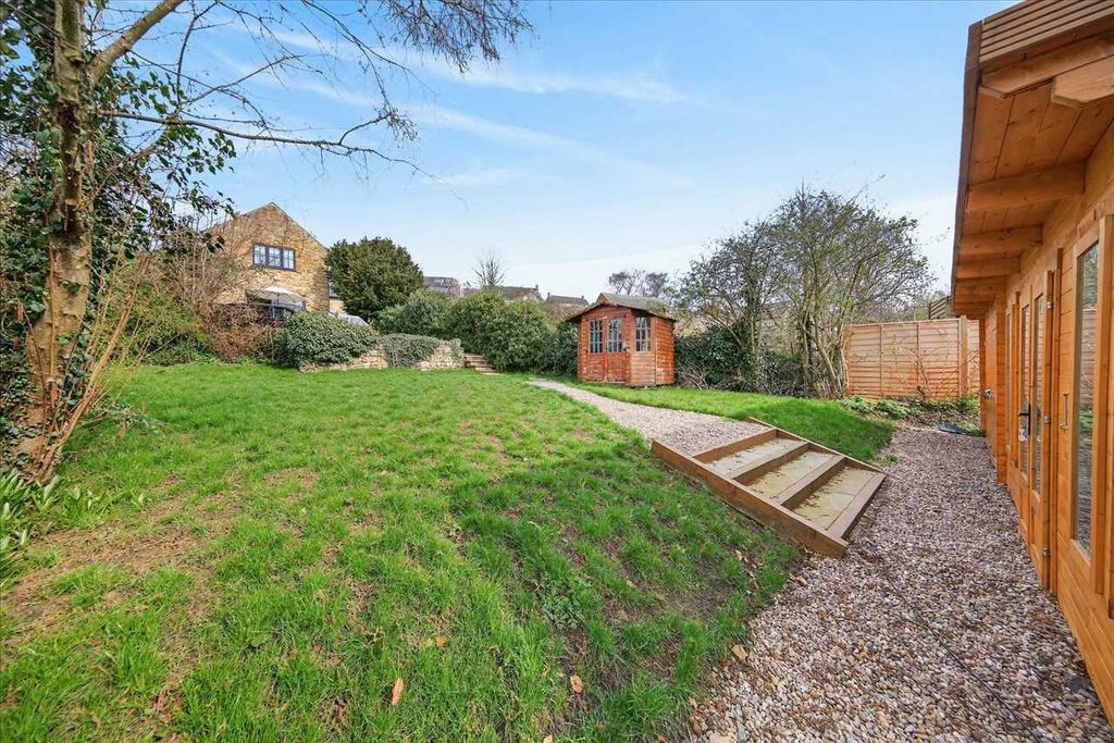 Additional image 29 of 3 bed cottage for saleWalnut Tree Cottage, Corby Road, Cottingham LE16