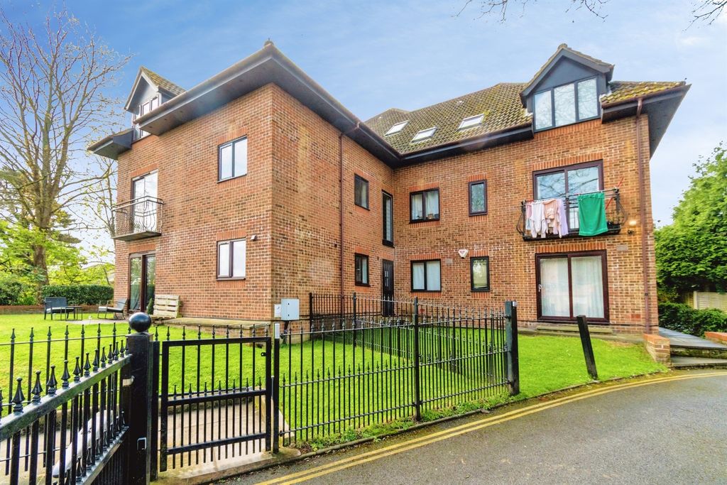 Additional image 15 of 1 bed flat for saleWestridge Road, Southampton SO17