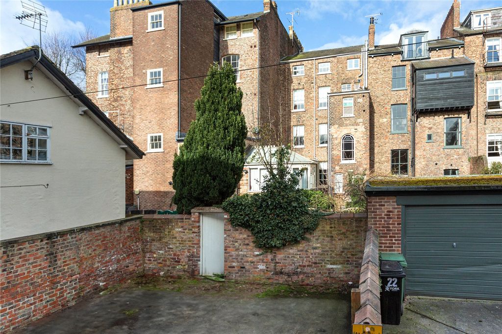 Additional image 15 of 12 bed terraced house for saleSt. Marys, York, North Yorkshire YO30