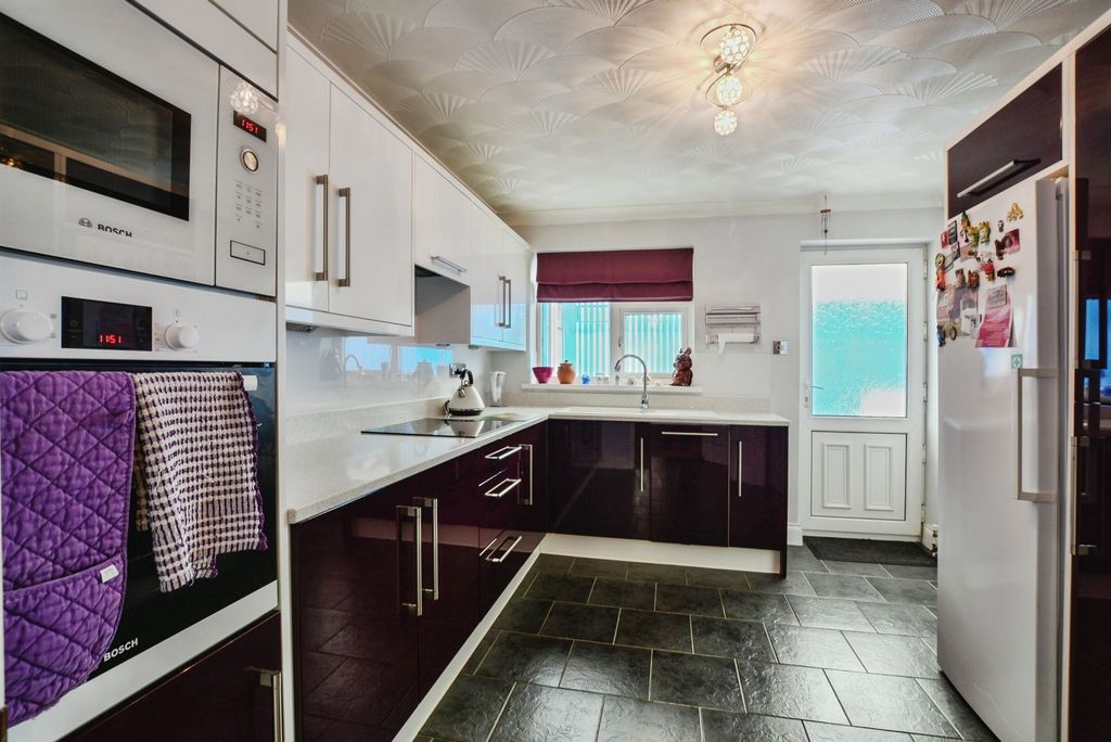 Additional image 3 of 3 bed detached bungalow for saleJohn Smith Close, Willoughby, Alford LN13
