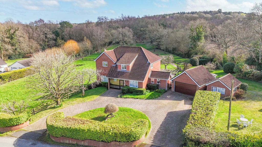 Additional image 4 of 3 bed detached house for saleLonnen Road, Wimborne BH21