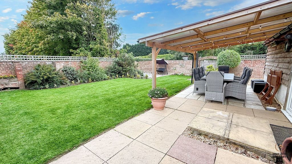 Additional image 57 of 8 bed detached house for saleBroadend Road, Wisbech PE14