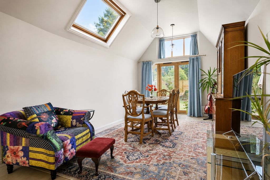 Additional image 3 of 4 bed terraced house for saleChurch Green, Witney OX28