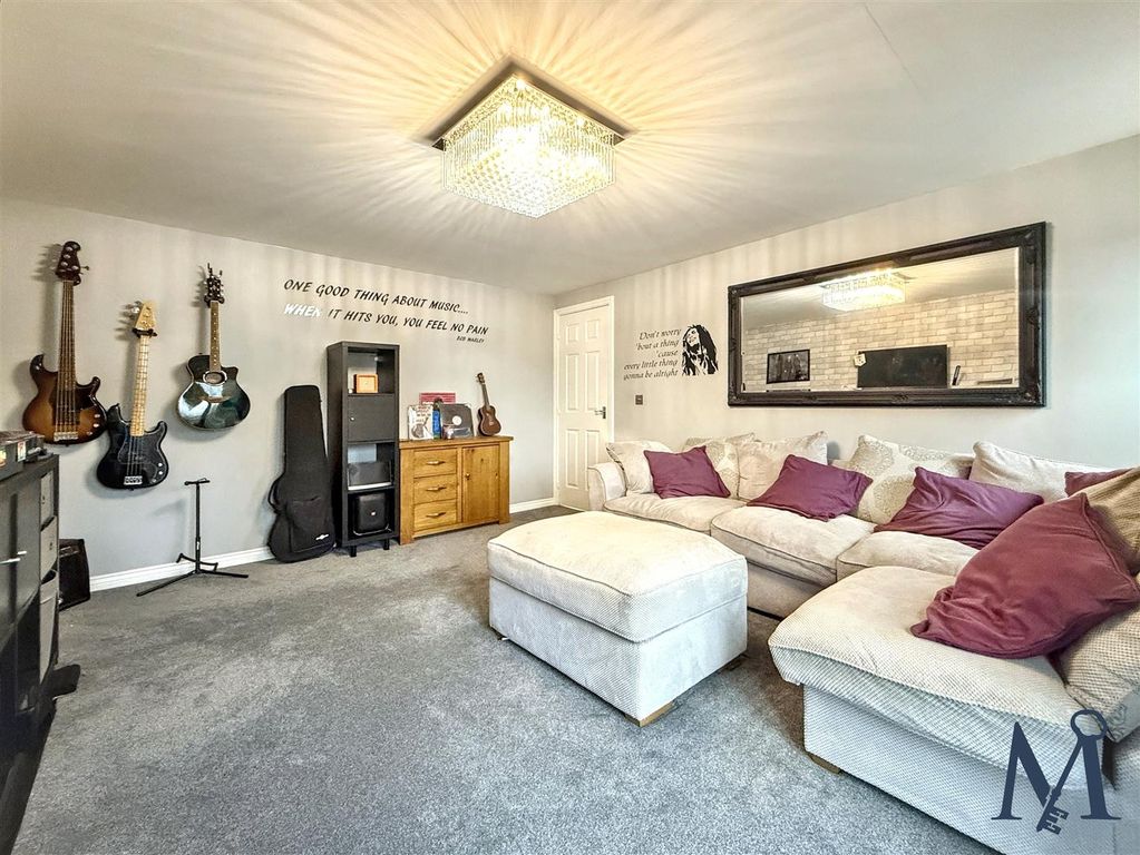 Additional image 12 of 5 bed detached house for saleClover Way, Syston, Leicester LE7
